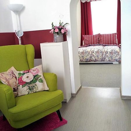 Apartman 4U Centrum + Free Parking Apartment Olomouc Ngoại thất bức ảnh
