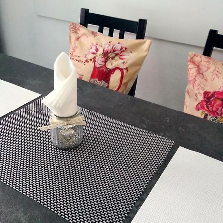 Apartman 4U Centrum + Free Parking Apartment Olomouc Ngoại thất bức ảnh